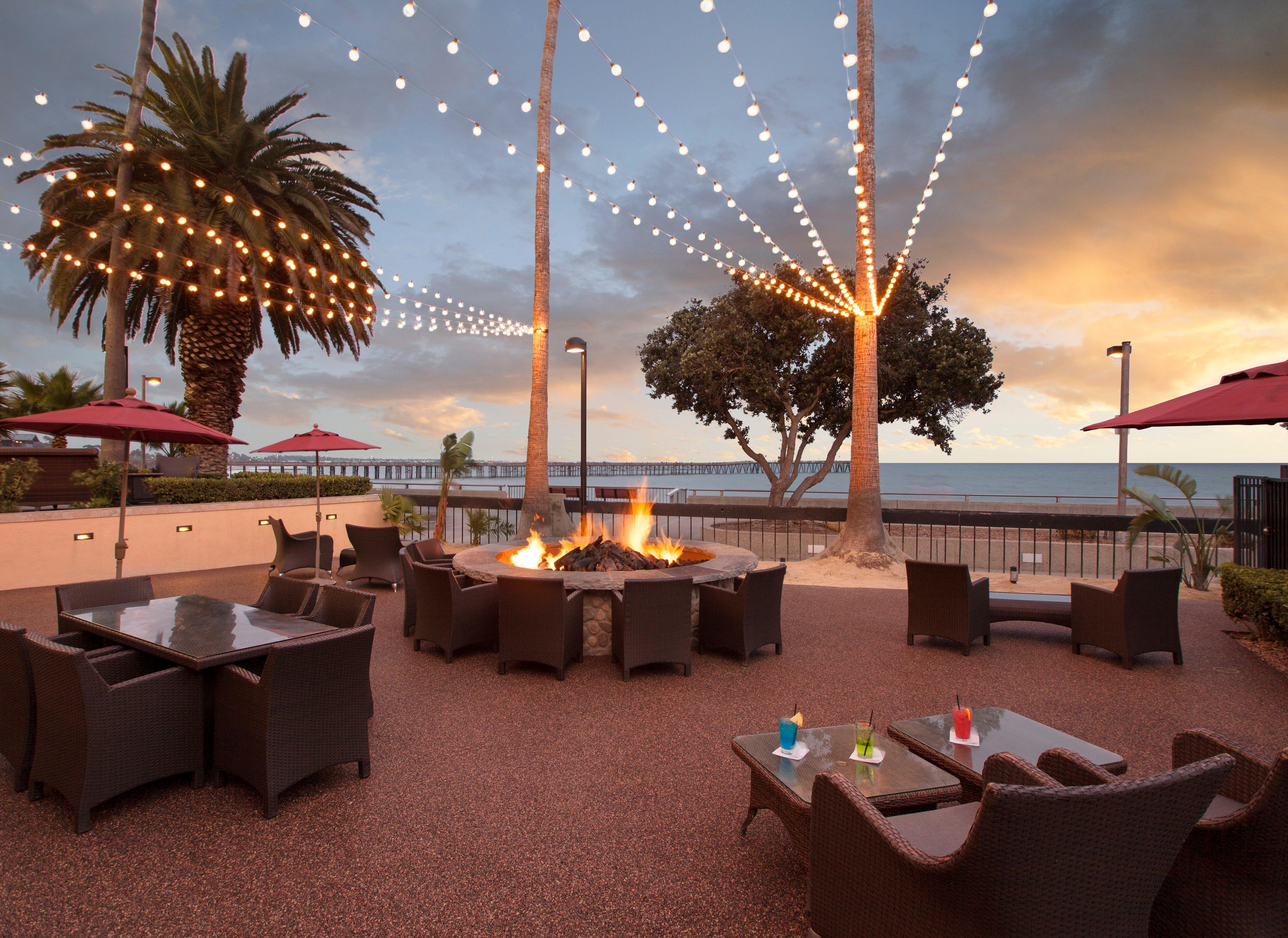 Crowne Plaza Ventura Beach By Ihg Exterior photo