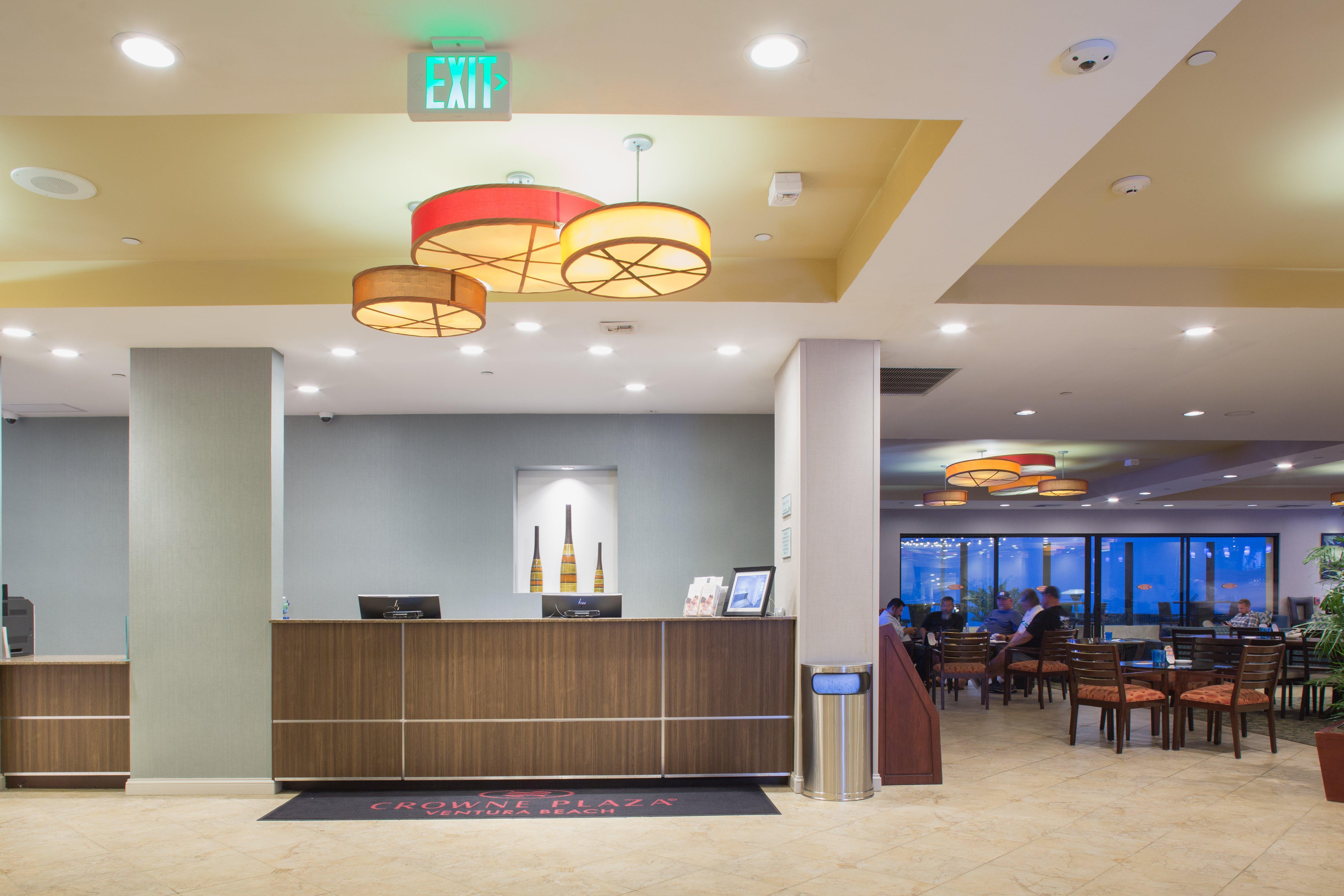Crowne Plaza Ventura Beach By Ihg Exterior photo
