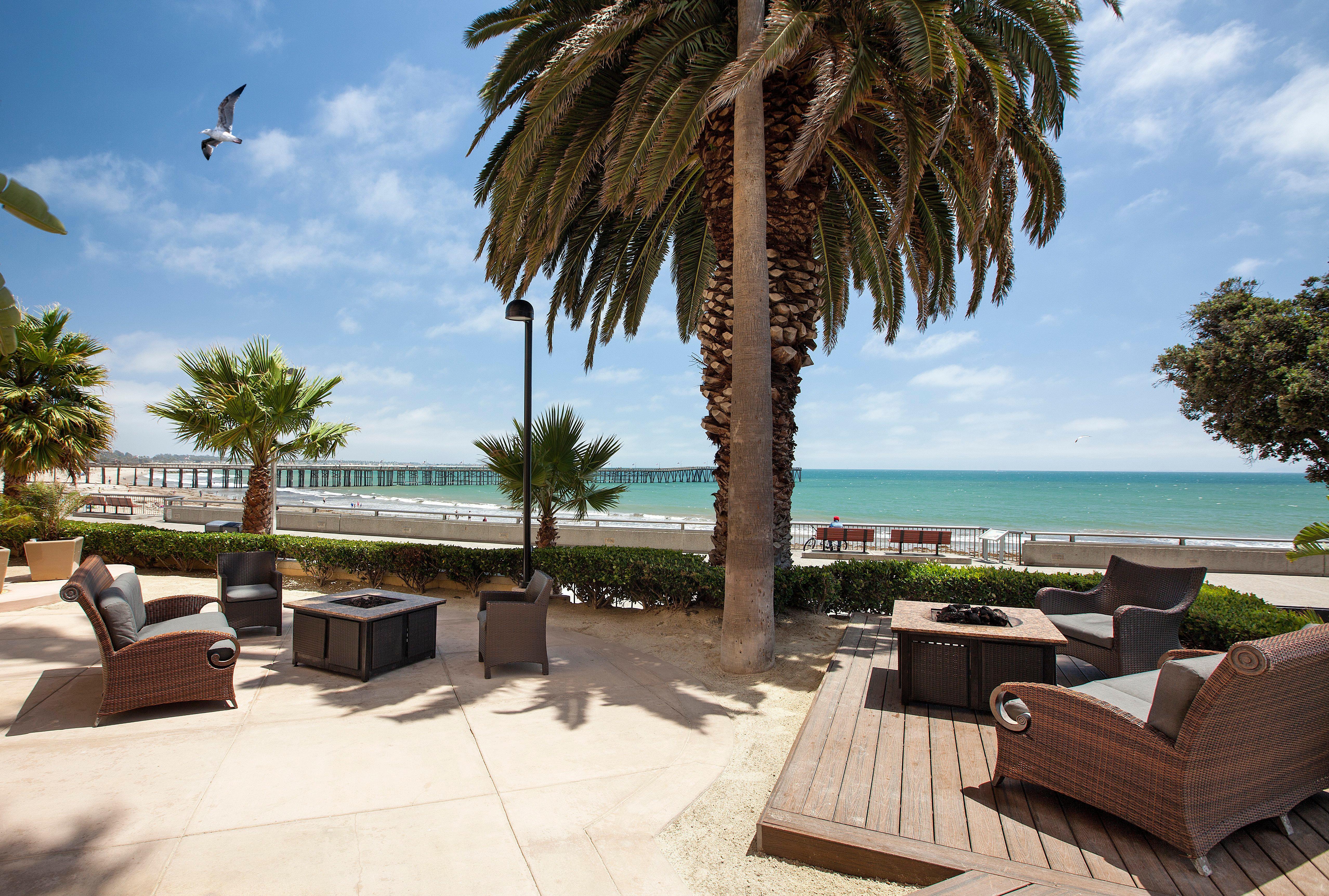 Crowne Plaza Ventura Beach By Ihg Exterior photo
