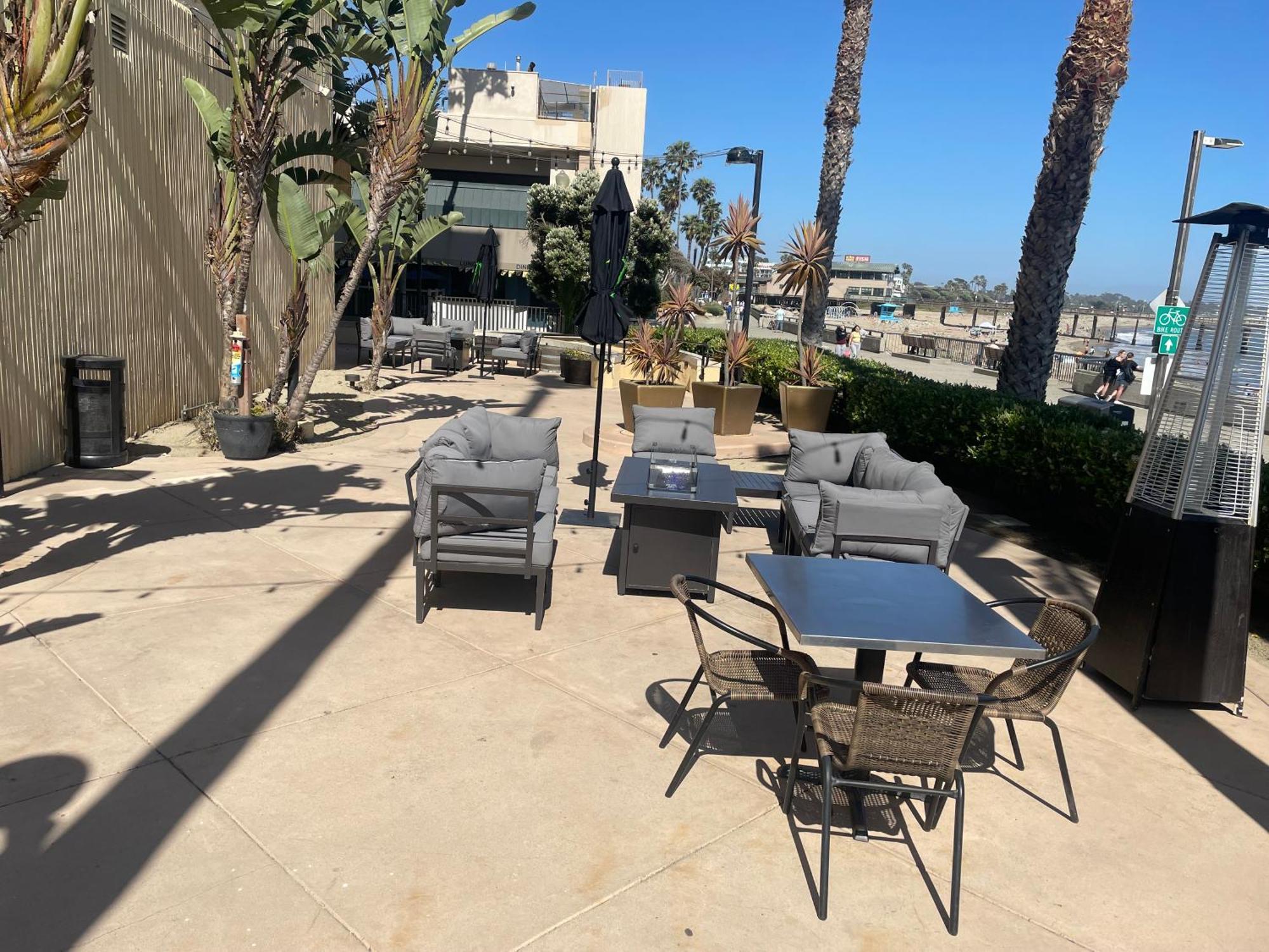 Crowne Plaza Ventura Beach By Ihg Exterior photo